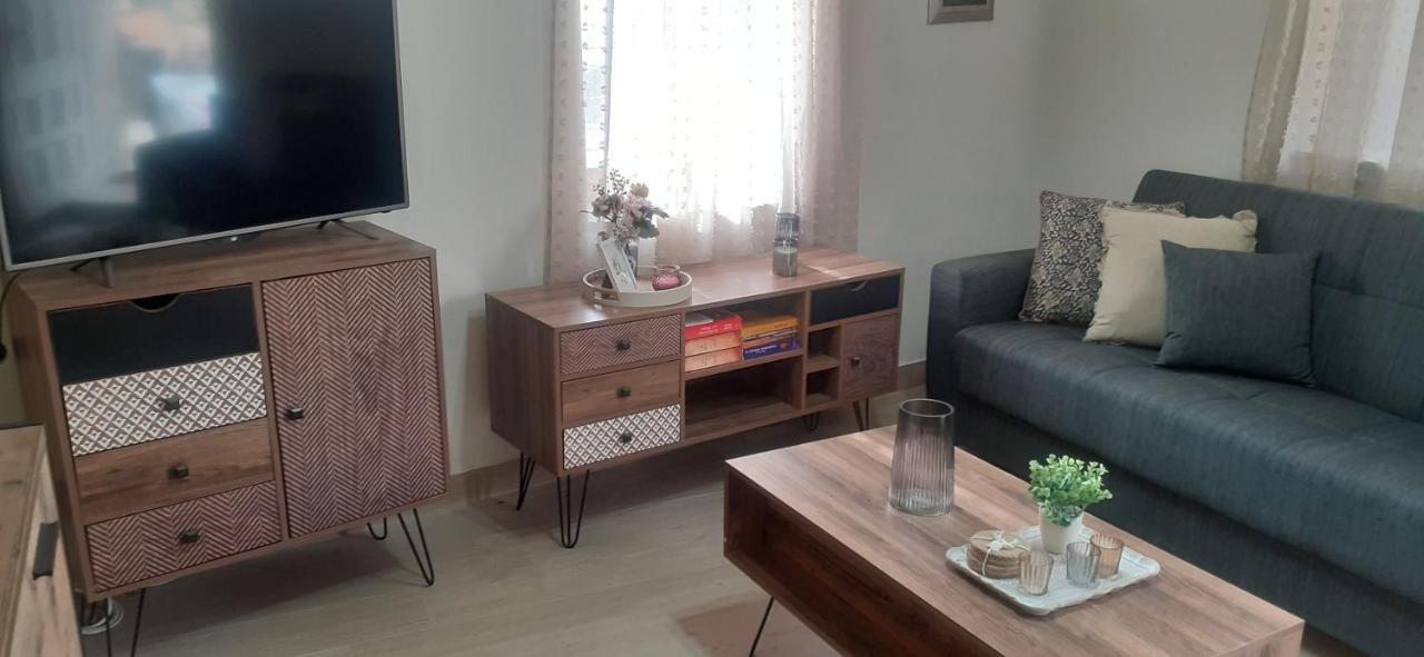 Namaste Family House Βίλα Pombia Εξωτερικό φωτογραφία