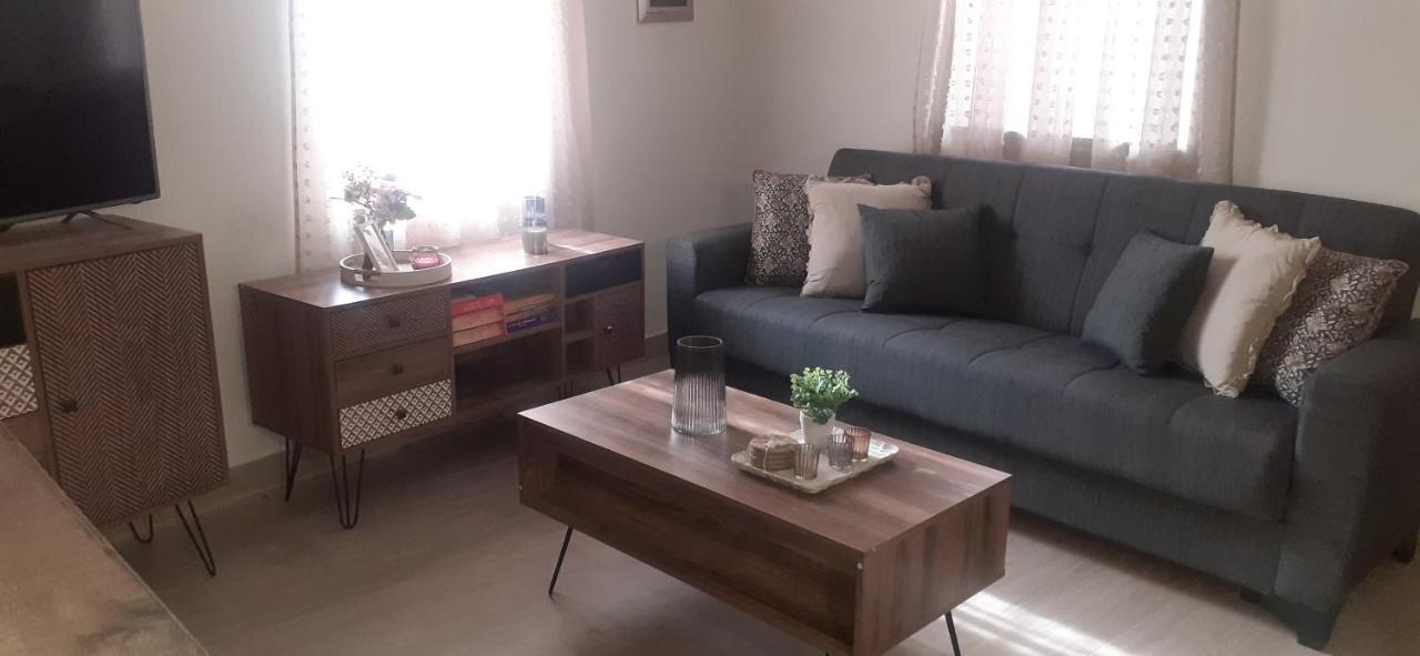 Namaste Family House Βίλα Pombia Εξωτερικό φωτογραφία